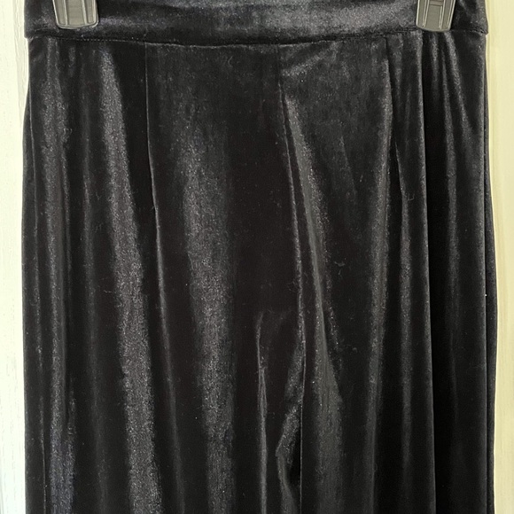 Tiger Mist black velour pants - Picture 3 of 5